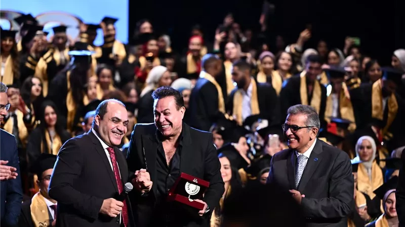 بالصور.. جامعة مصر للعلوم والتكنولوجيا تقيم حفلا أسطوريا لتخريج دفعة جديدة من كلية الإعلام