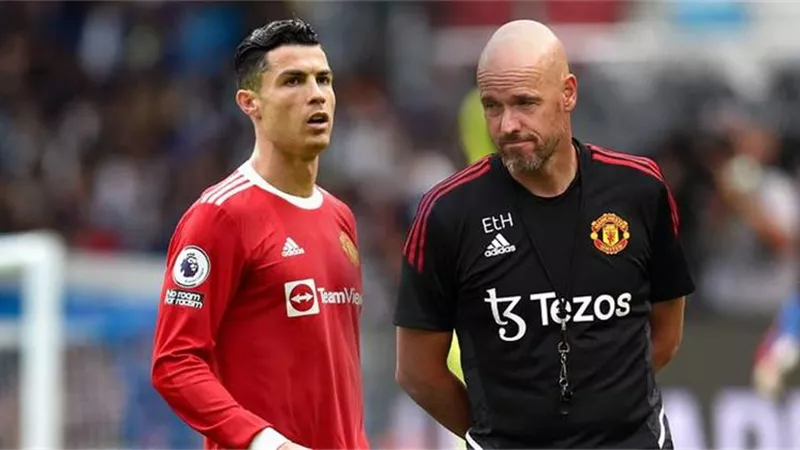 تشكيل مفاجئ لـ مانشستر يونايتد أمام برينتفورد فى الدورى الإنجليزى.. رونالدو أساسيًا