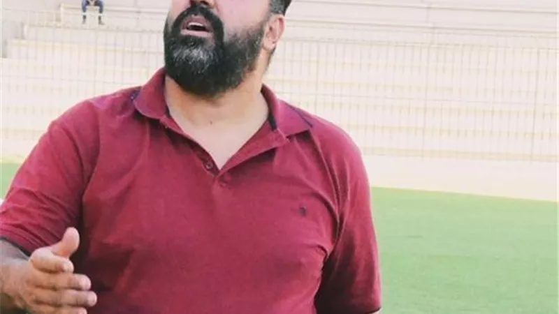 الدورى الجزائرى .. مضوى يتراجع عن استقالته وينضم الى بعثة النادي الرياضي القسنطيني