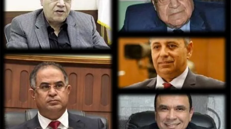 القيادات الحزبية: الرئيس حريص علي تطوير الأداء الحكومي وضخ دماء جديدة