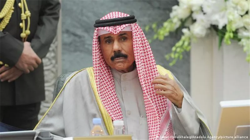 أمير الكويت يبعث ببرقية تعزية للرئيس السيسي بضحايا كنيسة 