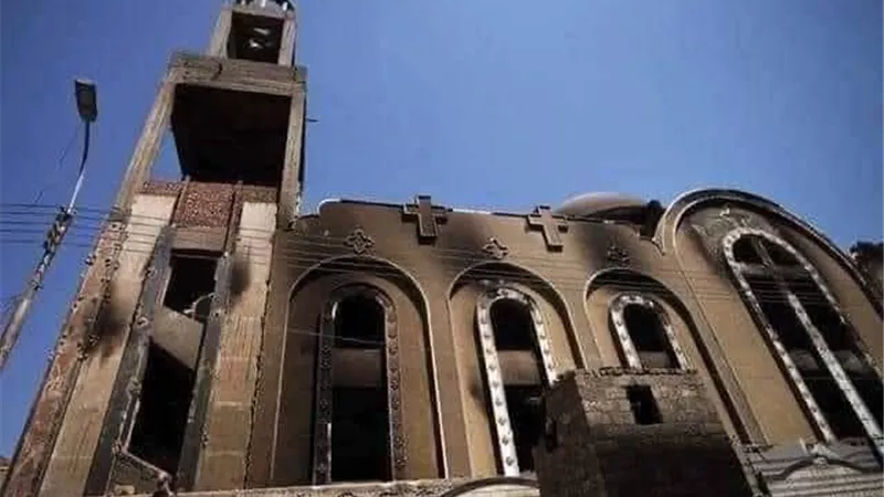 السفير الفلسطيني ينعى ضحايا حريق كنيسة أبو سيفين