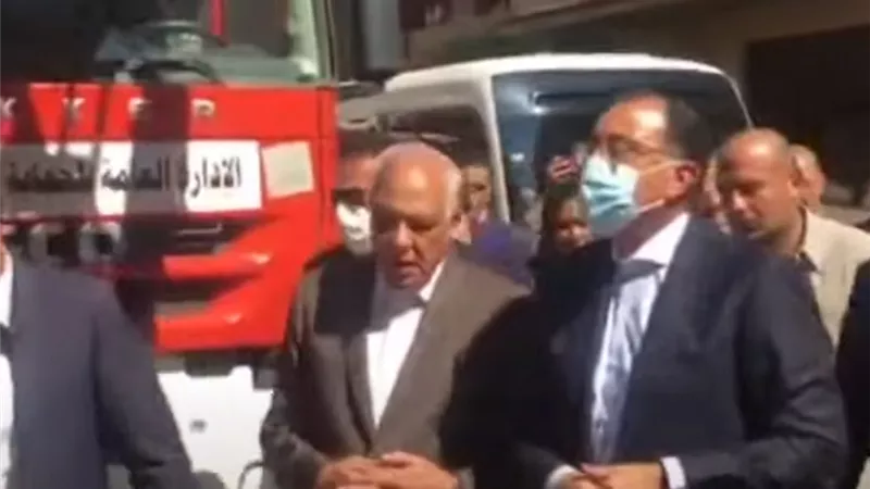 رئيس الوزراء يُعزى قداسة البابا تواضروس الثاني في ضحايا حريق كنيسة المنيرة