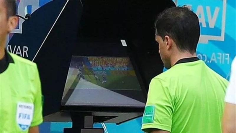 اسباب استقالة مشرف تقنية الـ