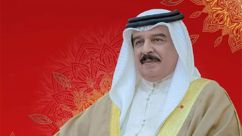 الملك حمد بن عيسى آل خليفة ينعي ضحايا حادث حريق كنيسة إمبابة ويقدم التعازي للرئيس السيسي
