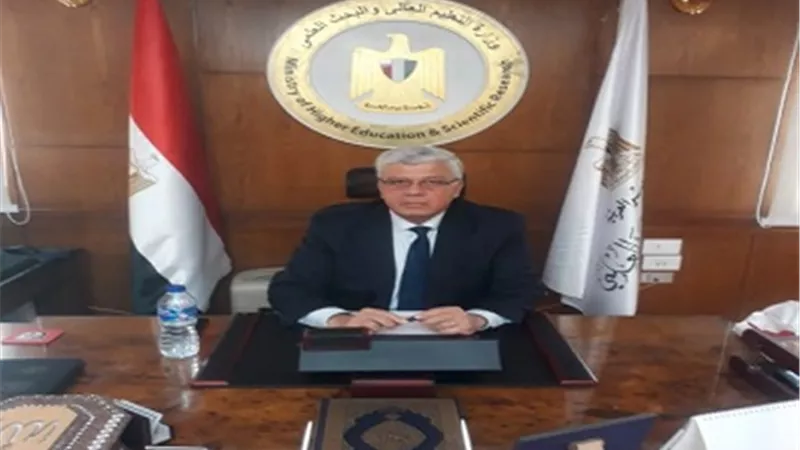 وزير التعليم العالى ينعى ضحايا حادث حريق كنيسة أبو سيفين بالجيزة
