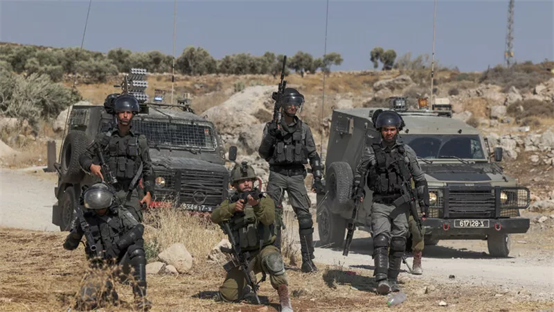 مقتل فلسطيني برصاص الجيش الإسرائيلي 