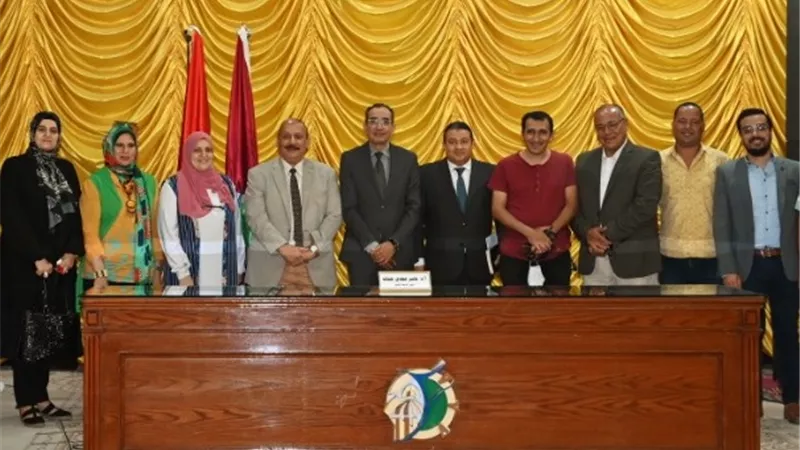 الانتهاء من الاستعدادات للعام الدراسى الجديد .. والكتاب الإليكترونى جاهز للعمل