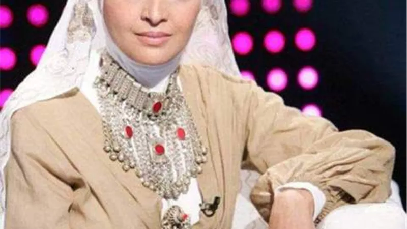 شأهد أول ظهور لإبنه حنان ترك على السويشيال ميديا - فيدديو