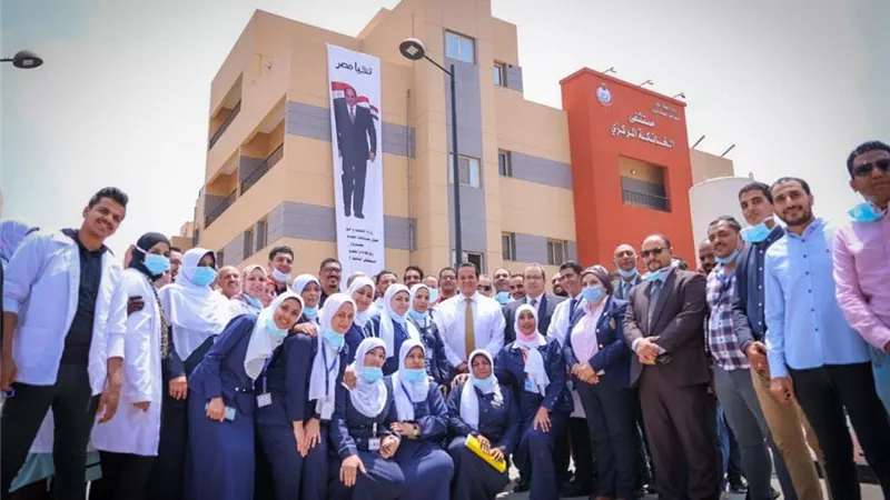 وزير الصحة يوجه بزيادة عدد الأطباء العاملين بـ مستشفى الخانكة المركزي