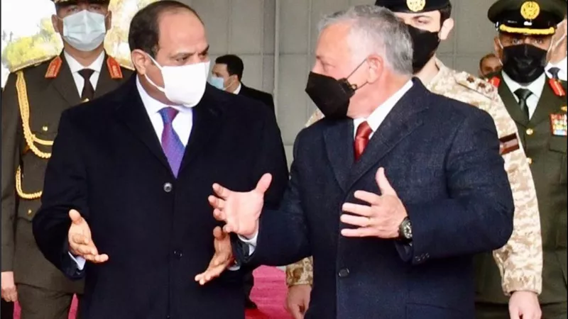الرئيس السيسي يتلقى اتصالًا هاتفيًا من الملك عبد الله للتعازي في ضحايا كنيسة إمبابة