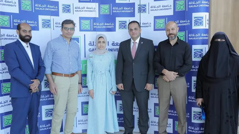 منحة مجانية من جامعة الجلالة لطالبة الثانوية المتفوقة رغم وفاة والديها خلال الإمتحانات