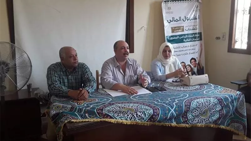 ندوه إعلامية عن مواقع التواصل الإجتماعي وأثره على الشباب بمركز شباب ديرب نجم