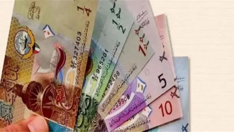 الكويت: الدولار الأمريكي يستقر أمام الدينار عند 306ر0 واليورو ينخفض إلى 311ر0