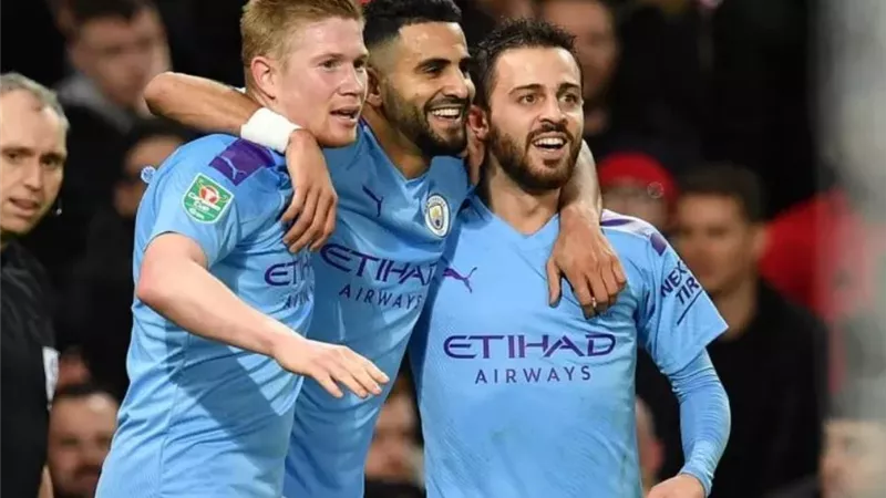 مانشستر سيتي يحدد مبلغا خرافيا لرحيل نجمه إلى برشلونة