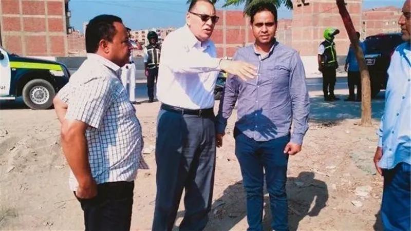 محافظ الشرقية يُفاجئ مدينة بلبيس ويُتابع أعمال تطوير منطقة أبوسمران