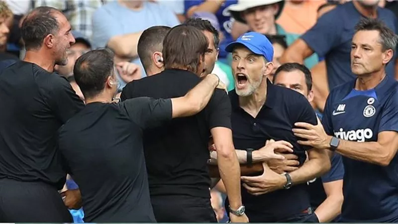 الدورى الانجليزى يفتح تحقيقا مع توخيل بسبب مباراة تشيلسى وتوتنهام
