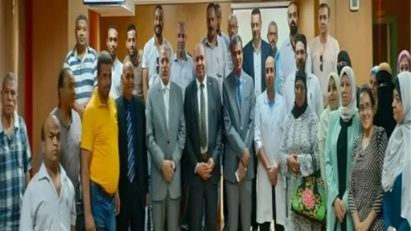 محافظ القليويبة يستقبل وفد منظومة بوابة الشكاوى الحكومية التابعة لمجلس الوزراء