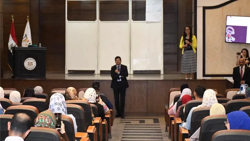 وزير الشباب: مكتب فن ادارة الحياة خطوة جديدة داخل الوزارات لتحسين بيئة العمل