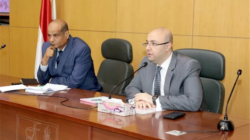 محافظ بني سويف يترأس اجتماع مجلس إدارة المناطق الصناعية