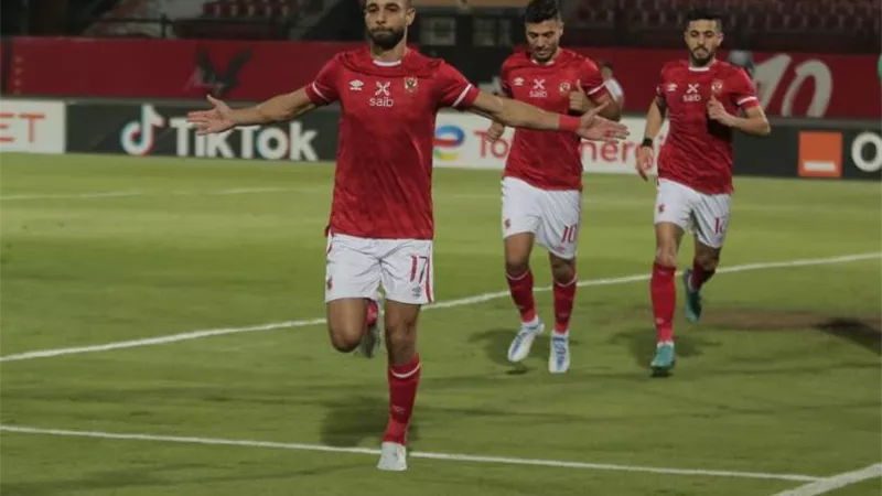 على رأسهم شريف والسولية.. تعرف على موعد عودة رباعي الأهلى من الإصابة