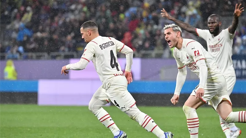 نجم ميلان يرفض 3 ملايين يورو سنويا لتجديد عقده