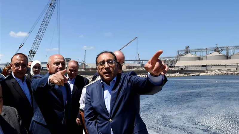 مدبولى: الدولة المصرية تنفذ حاليا خطة متكاملة لتطوير الموانئ المصرية بتكليف من الرئيس السيسي