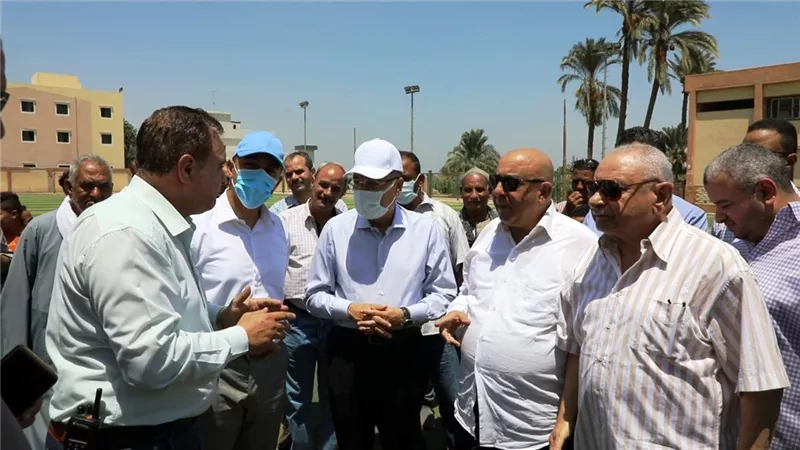 اهالى ملوى يشكرون الرئيس السيسى لاطلاقه مبادرة حياة كريمة