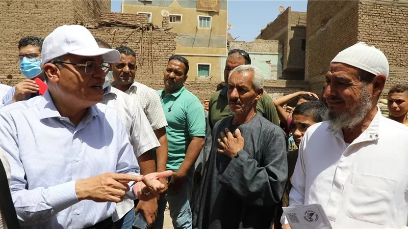 محافظ المنيا : تراخيص البناء سارية داخل الحيز العمرانى ولا صحة لتوقفها