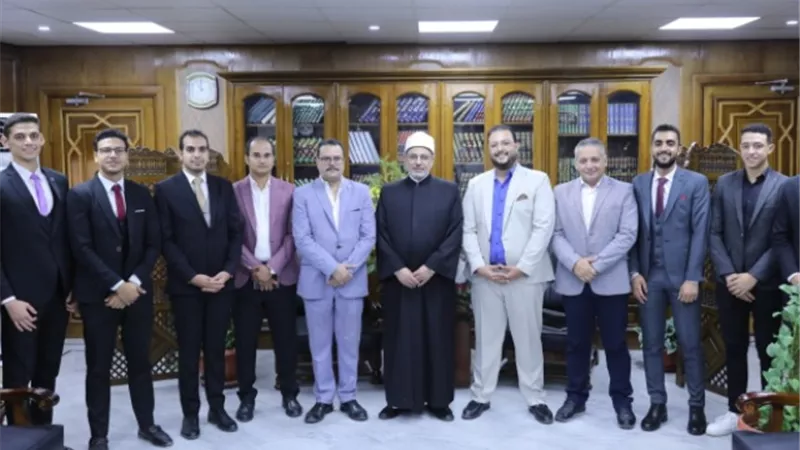 رئيس جامعة الأزهر يعلن دعمه الكامل لجميع الأنشطة الطلابية