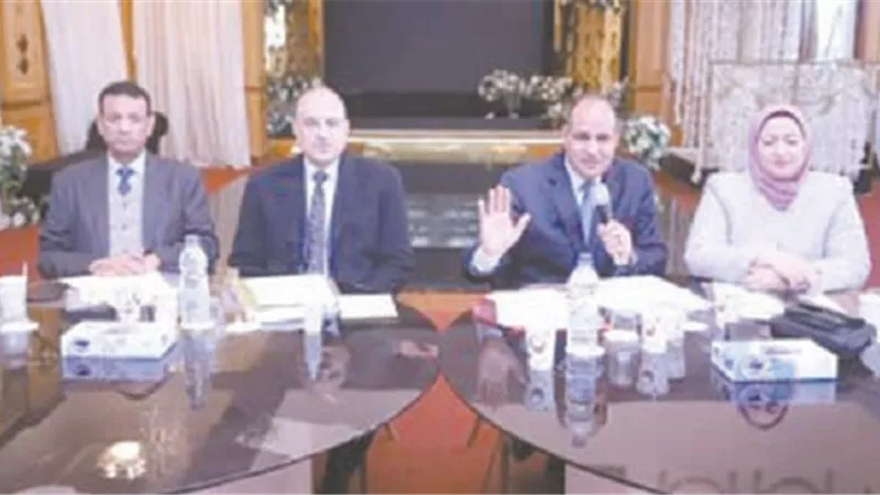 مجالس الامناء تعلن مساندتها للوزير الجديد