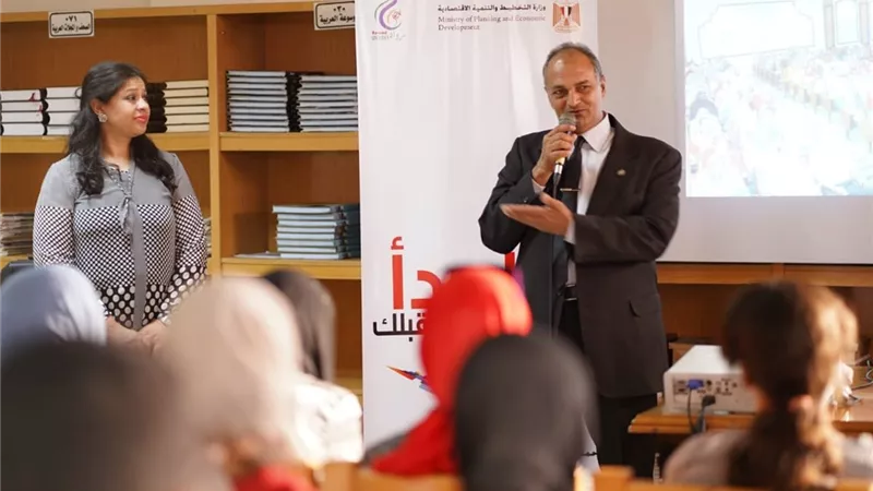 التخطيط تختتم المعسكر الصيفي لطلبة 