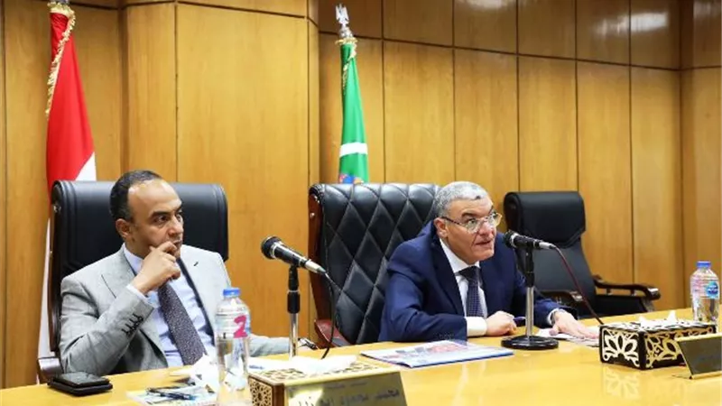 محافظ المنيا : وفرنا الاراضى اللازمة لمشروعات حياة كريمة للمرحلة الثانية