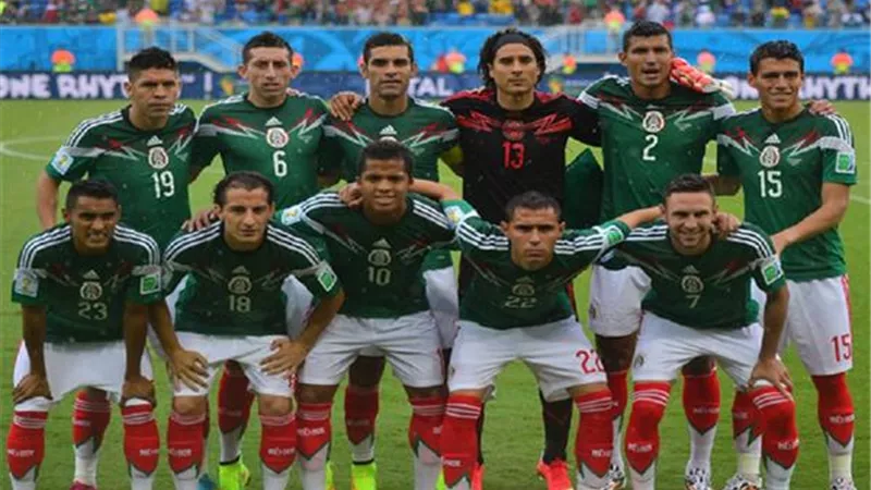 المنتخب المكسيكى يفتقد جهود كورونا فى مونديال قطر للاصابة