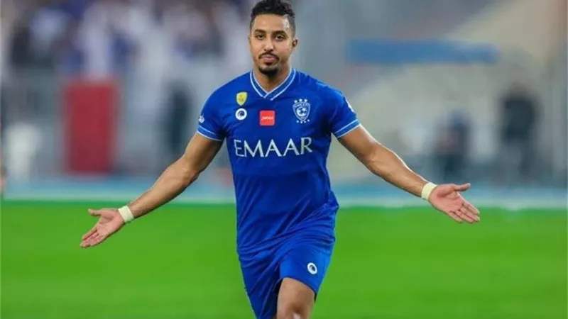 سباق أوروبى على ضم سالم الدوسري من الهلال السعودي