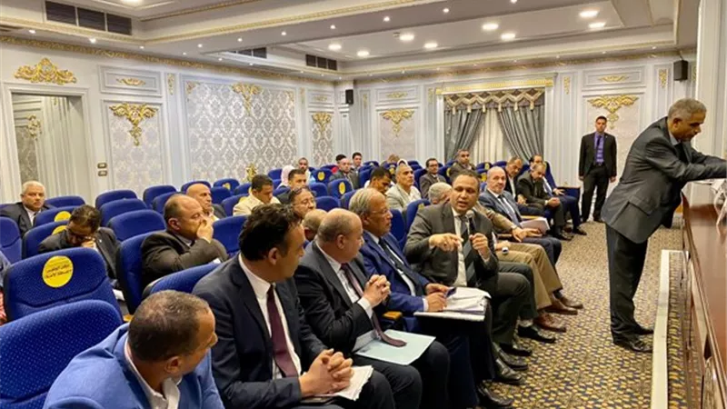 الإدارة المحلية بالبرلمان تناقش طلب النائب محمد طلبة بعمل كباري ودورانات آمنة بالقنطرة ..صور