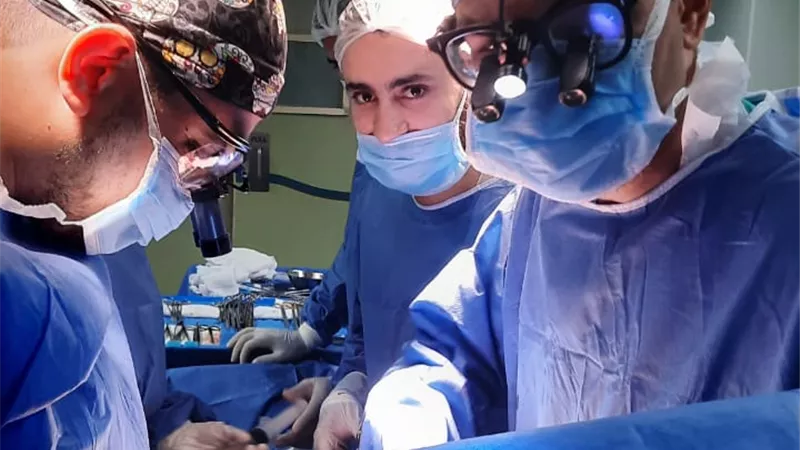 فريـق جراحـة القلـب المفتـوح بمستشفيات جامعة المنوفية ينجـح فـي إنقـاذ حيـاة مريـض تعـرض لإنفجـار الشريـان الأورطـي