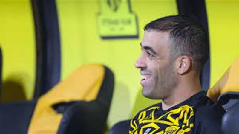 اتحاد جدة يحسم صفقة بديل عبد الرزاق حمد الله