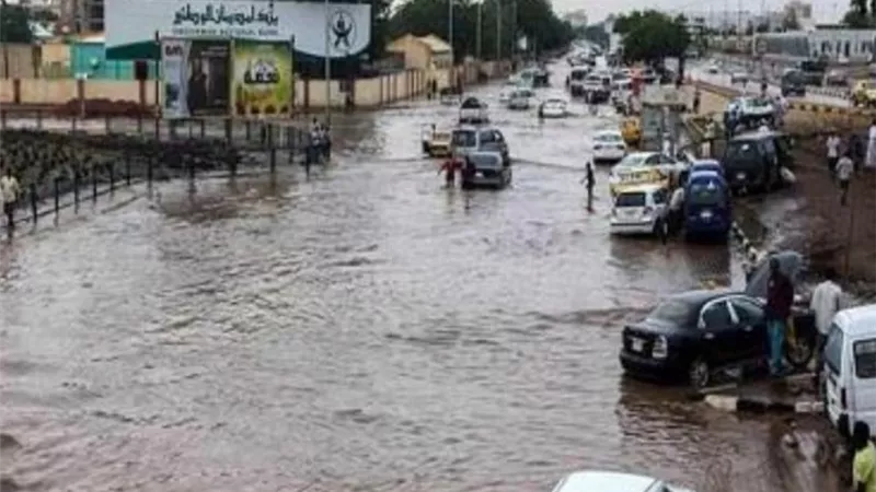 وفاة 4 موريتانيين جراء الفيضانات.. والرئيس الموريتاني: الدولة جاهزة للتدخل في حالة حدوث أي طارئ