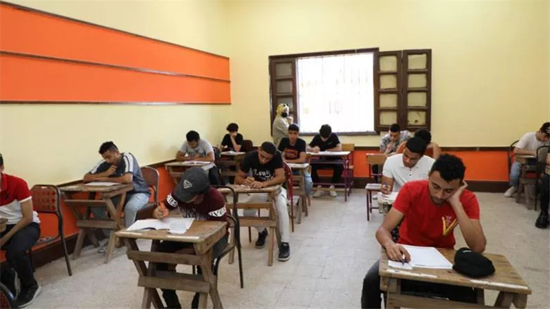 بدء امتحان اللغة الأجنبية الثانية لطلاب الثانوية العامة دور ثان