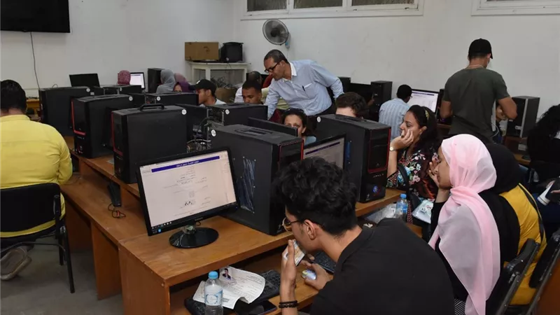 تنسيق الجامعات 2022..185 ألف طالب سجلوا في تنسيق المرحلة الثانية حتى الان