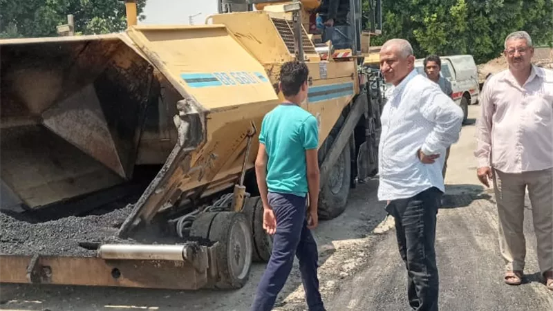 محافظ أسيوط: إنشاء طريق جديد يربط بين القرى بطول 4 كيلومتر بمركز القوصية