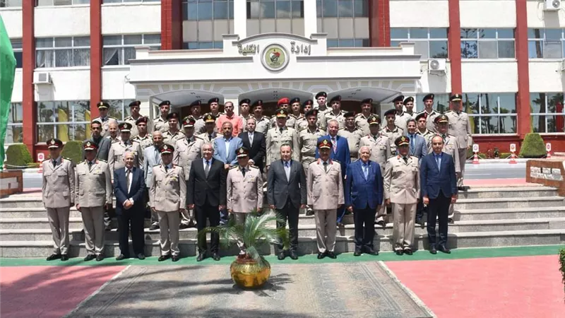القوات المسلحة توقع بروتوكول تعاون مع كلية الهندسة جامعة الأسكندرية