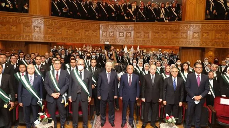 بالصور.. أعضاء هيئة قضايا الدولة الجدد يؤدون اليمين القانونية أمام وزير العدل بحضور رئيس الهيئة