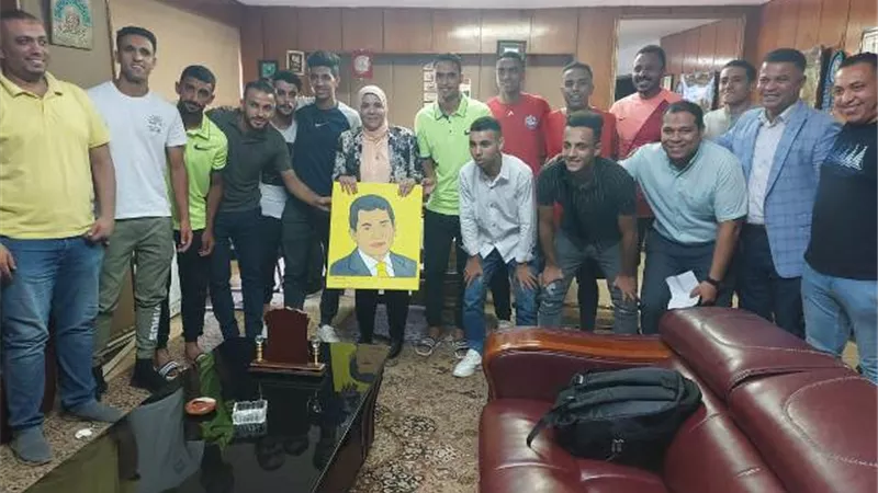 اللجنة الفنية لدورى مراكز الشباب تختار عدد من لاعبى الدورى لجلسة تصوير