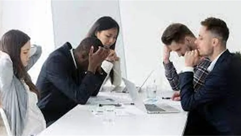 كيف تتأكد أن بيئة عملك سامة.. وكيف تتصرف؟ دراسة تكشف