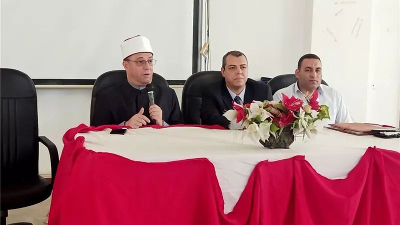 إفتتاح دورة الإرشاد النفسى وعلم الاجتماع بجامعة السويس ..صور