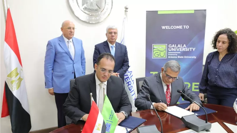 وزير التعليم العالى يشهد توقيع بروتوكول تعاون بين جامعة الجلالة وجامعة مصر للعلوم والتكنولوجيا