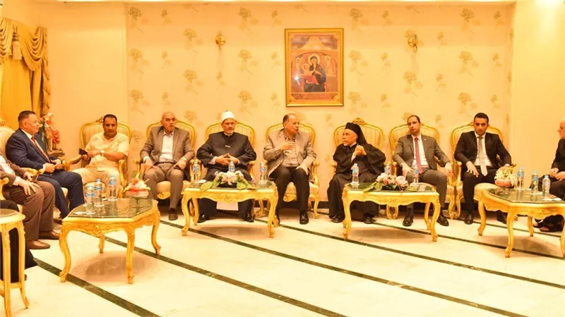 محافظ أسيوط يزور أديرة السيدة مريم العذراء ودار أم المحبة بدرنكة..صور