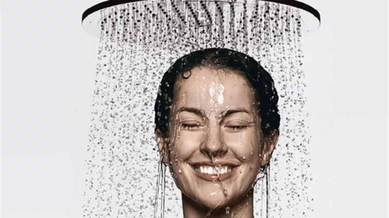 فوائد الاستحمام بالماء البارد